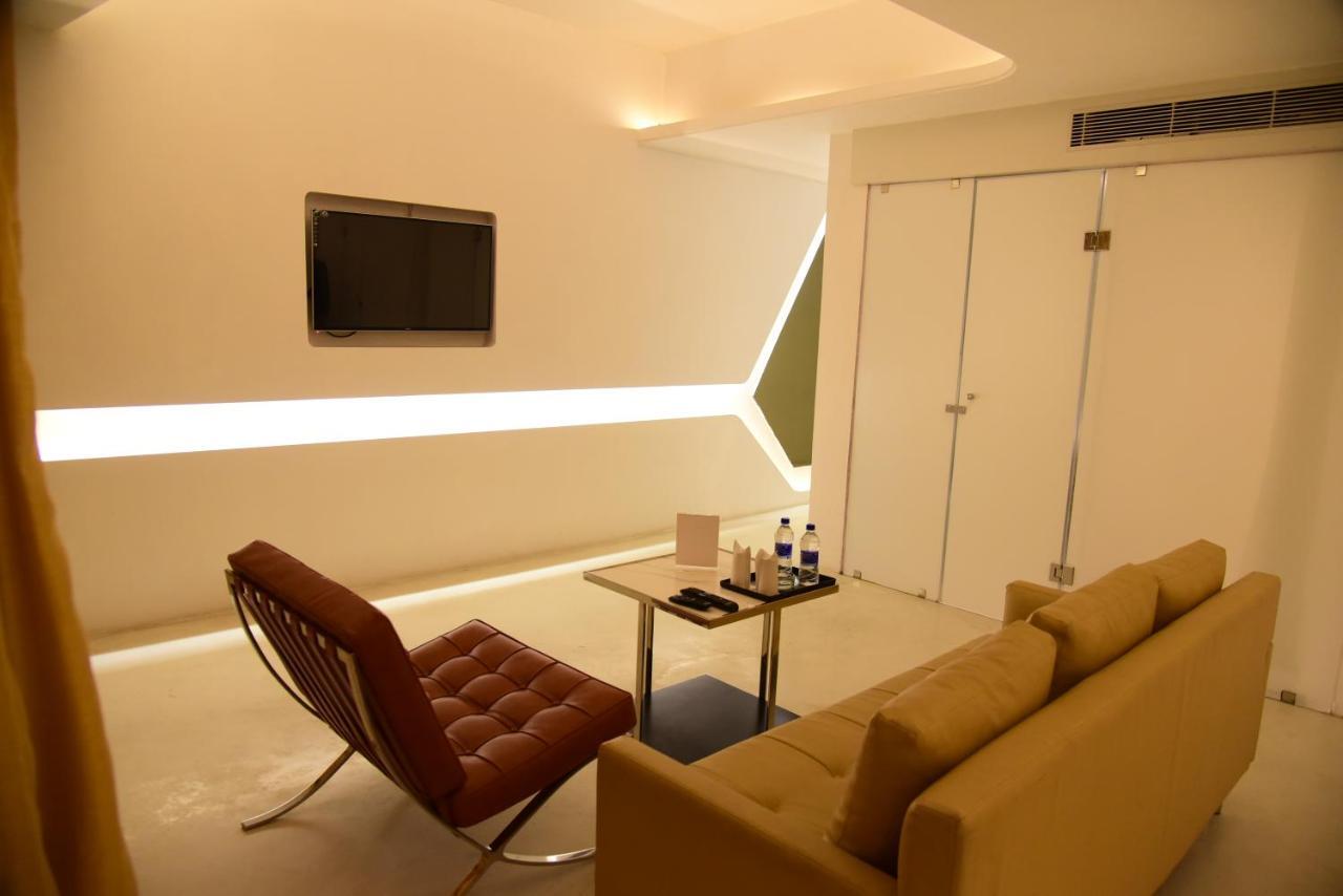 Ramaya Hotel Rohtak Exterior photo